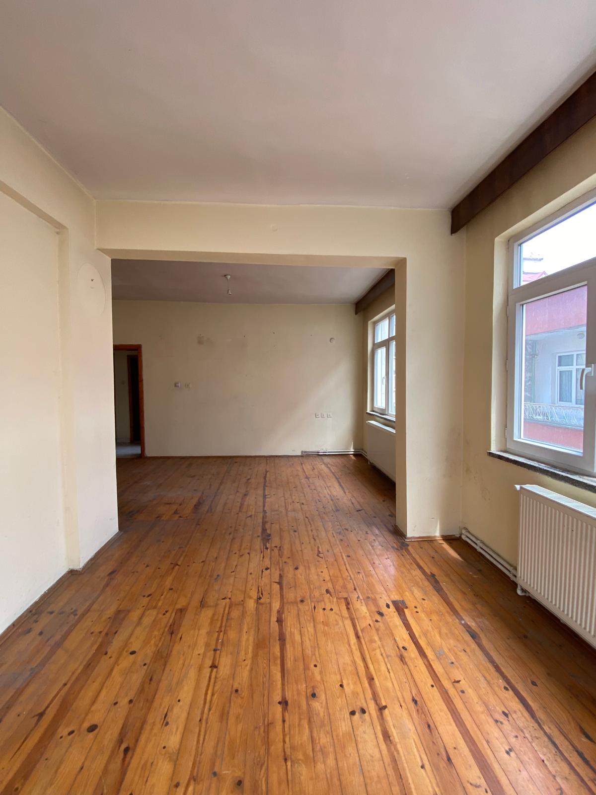 MABEL GAYRİMENKUL/ BEŞİKDÜZÜ/ ÇARŞI İÇİ 2+1 SATILIK DAİRE